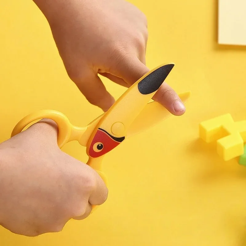 Kids Plastic Scissors Cartoon  - đánh giá và giá Art Craft Using Paper