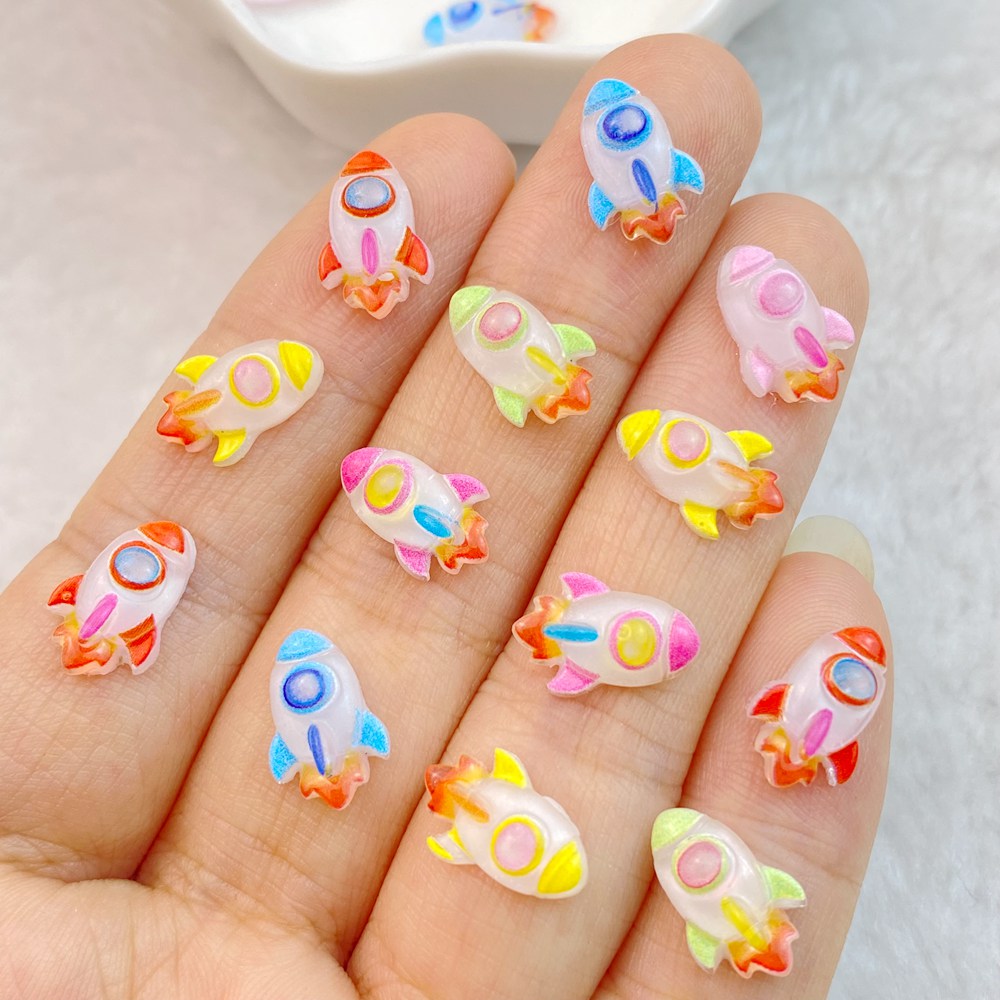 50Pcs New Mixed Nail Art Resin - đánh giá và giá Art And Craft Rocket